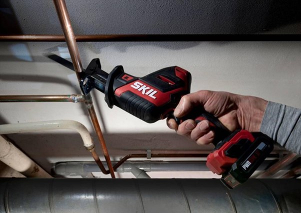 SKIL Sverðsög Hleðslu Kolalaus mótor 12V PWRCORE - Image 3