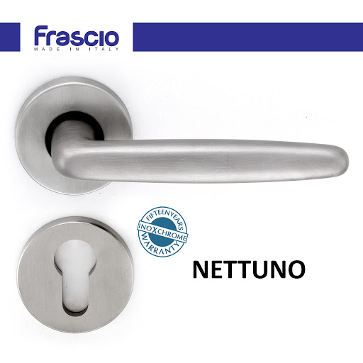 Frascio Hurðarhandfang Neptune Mattkróm DIN með Lykillaufum Fyrir Þýskar læsingar