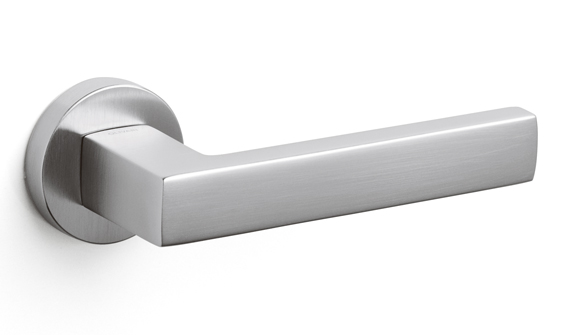 OLIVARI Hurðarhandfang PLANET með lykillaufum Mattkr Fyrir Þýskar læsingar Hönnun: Luca Casini 2005