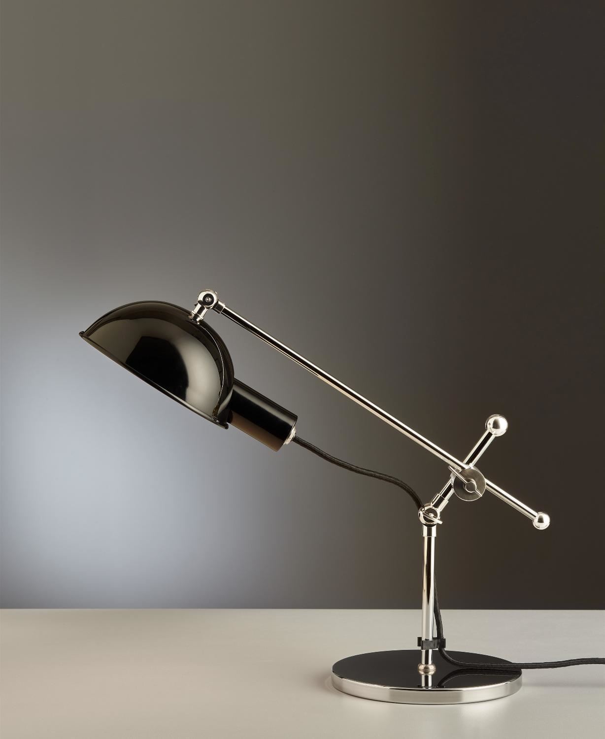 TECNOLUMEN Bauhaus Borðlampi