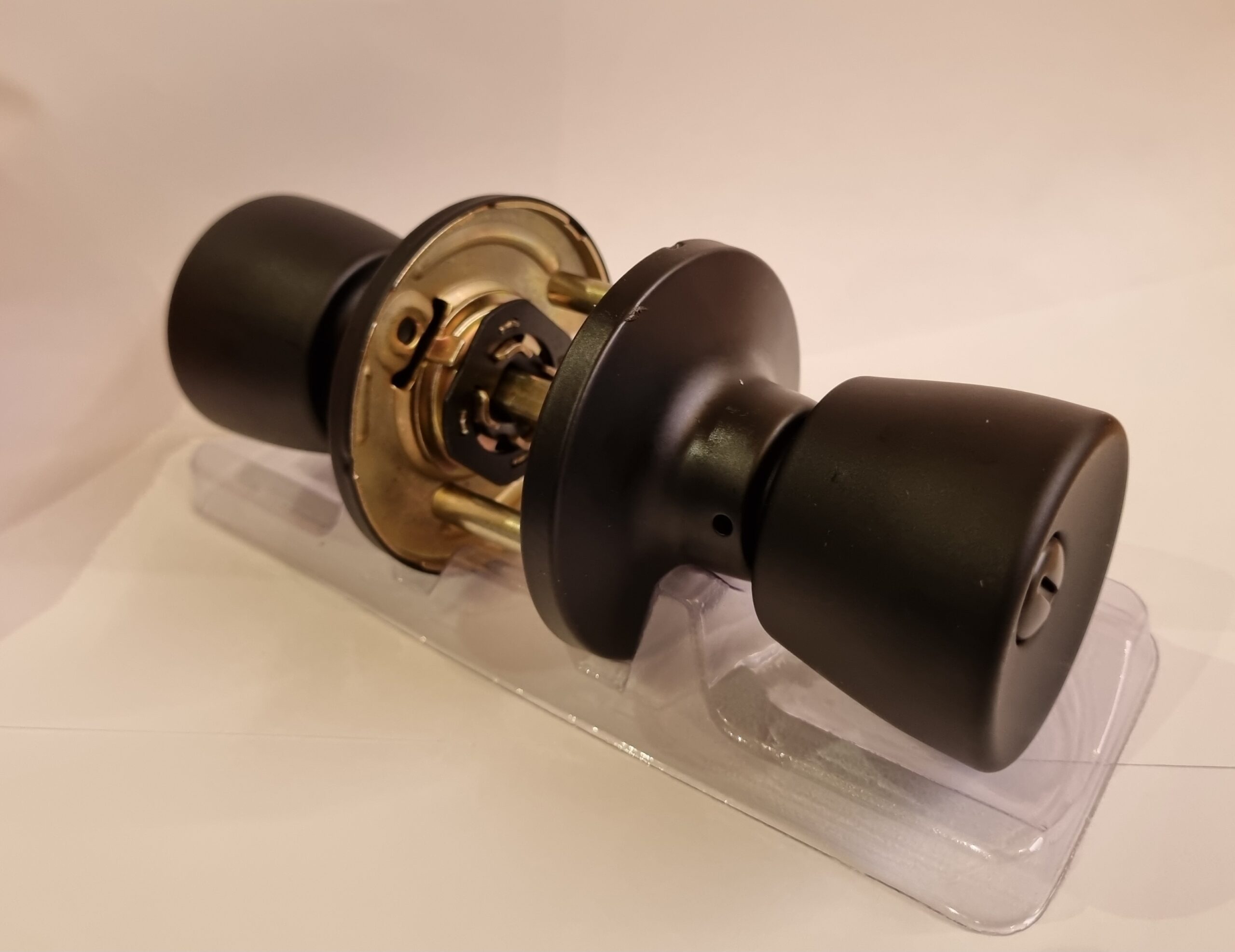 EZ SET Kúluhúnn Guardian Svartur Takkalæstur Privacy