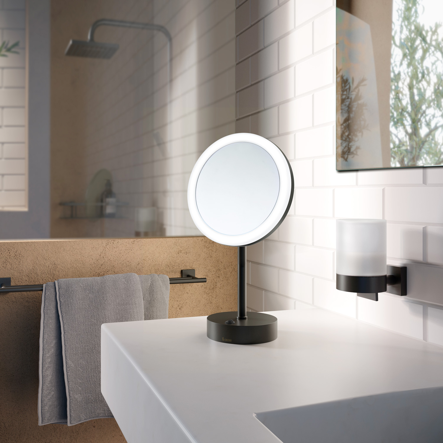 SMEDBO Outline Snyrtispegill 5x stækkun - Image 2