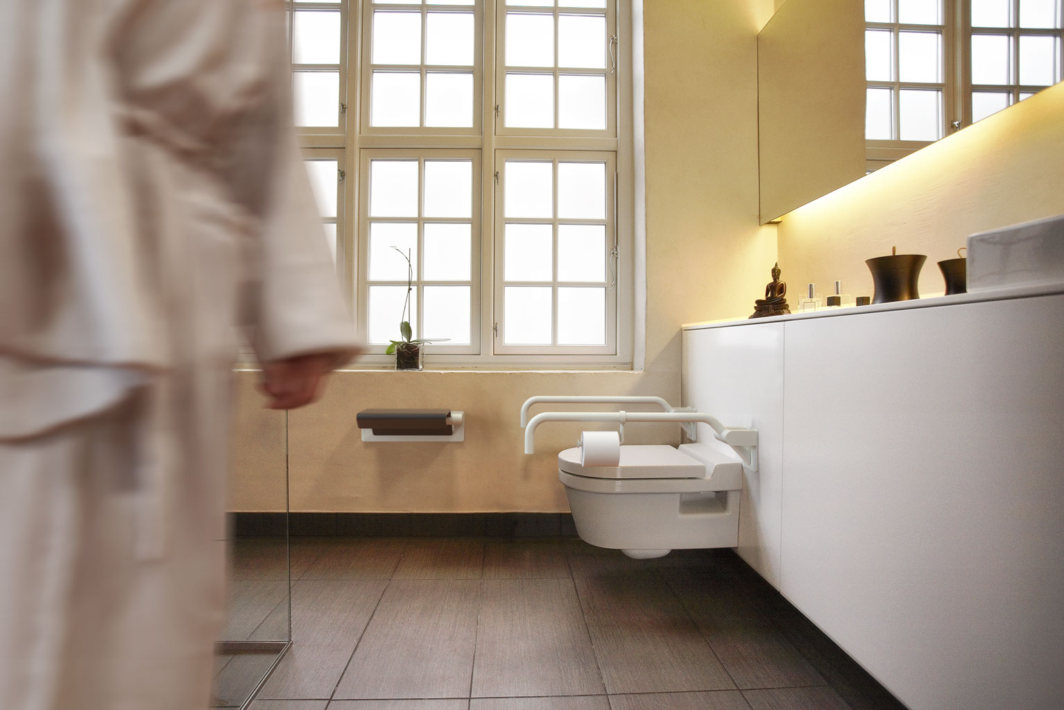 FROST Nova Klósettrúlluhaldari - Image 4