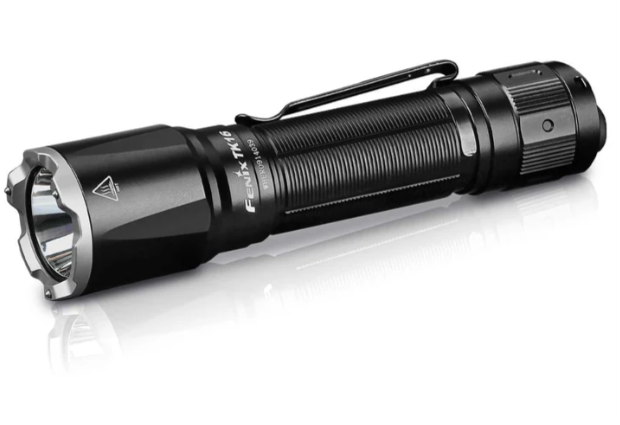 FENIX Vasaljós LED Max Lumen 3100